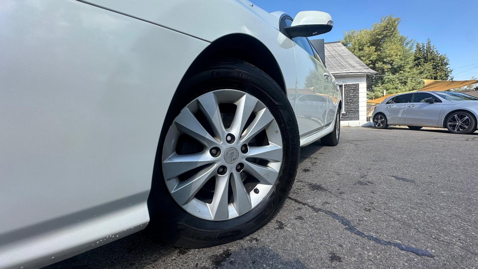 Renault Latitude 2014 - Imagen 3 de 20