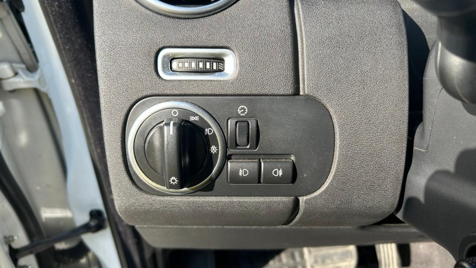 Land Rover Discovery 2014 - Imagen 20 de 20