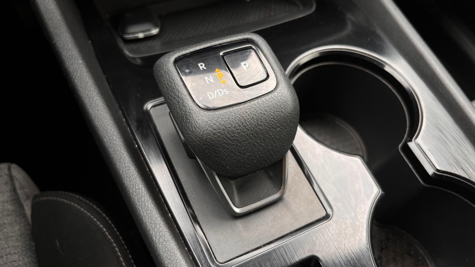 NISSAN X TRAIL 4X2 5P CVT 2.5 2023 - Imagen 20 de 20
