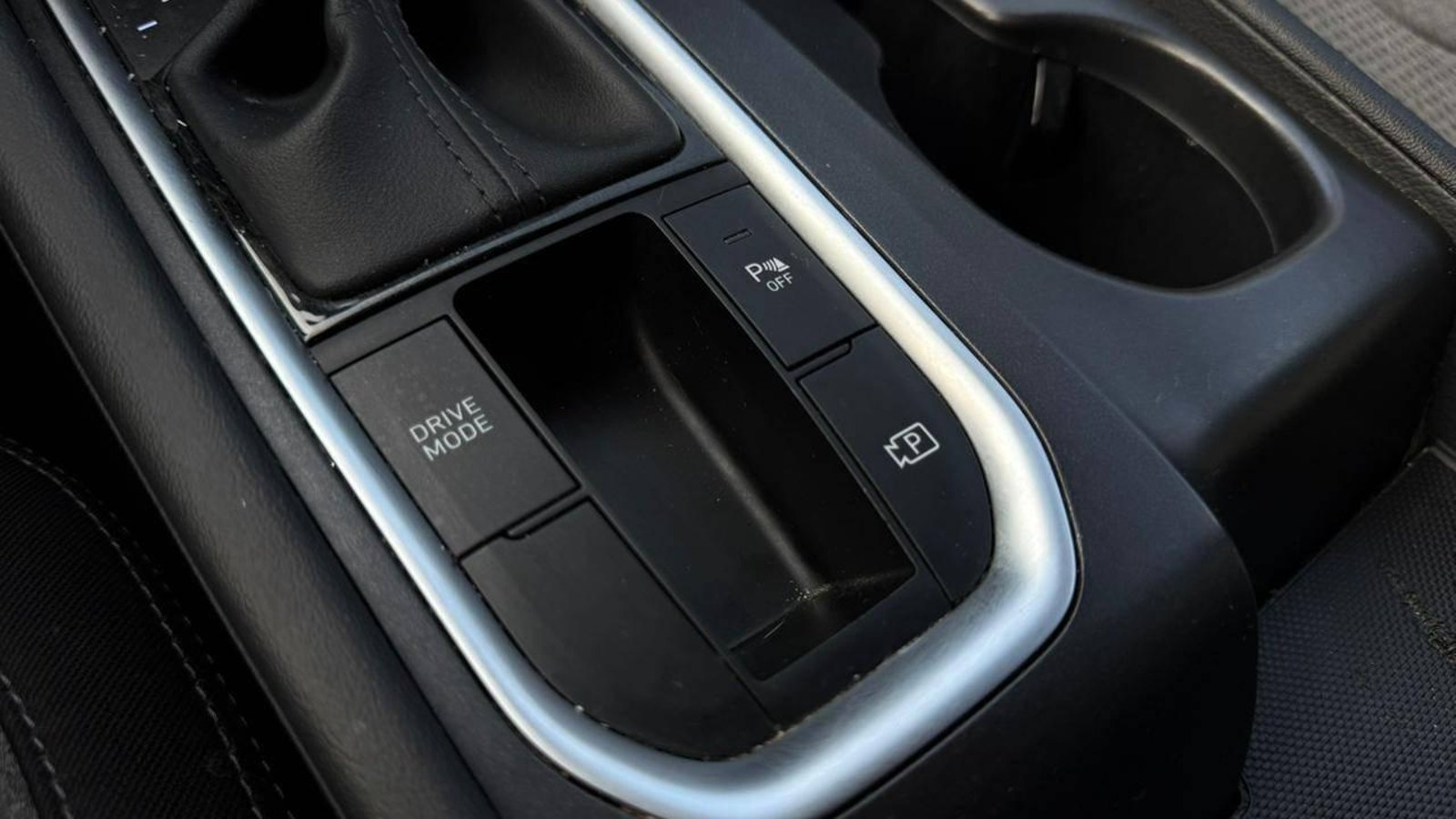 HYUNDAI SANTA FE 2021 - Imagen 18 de 20