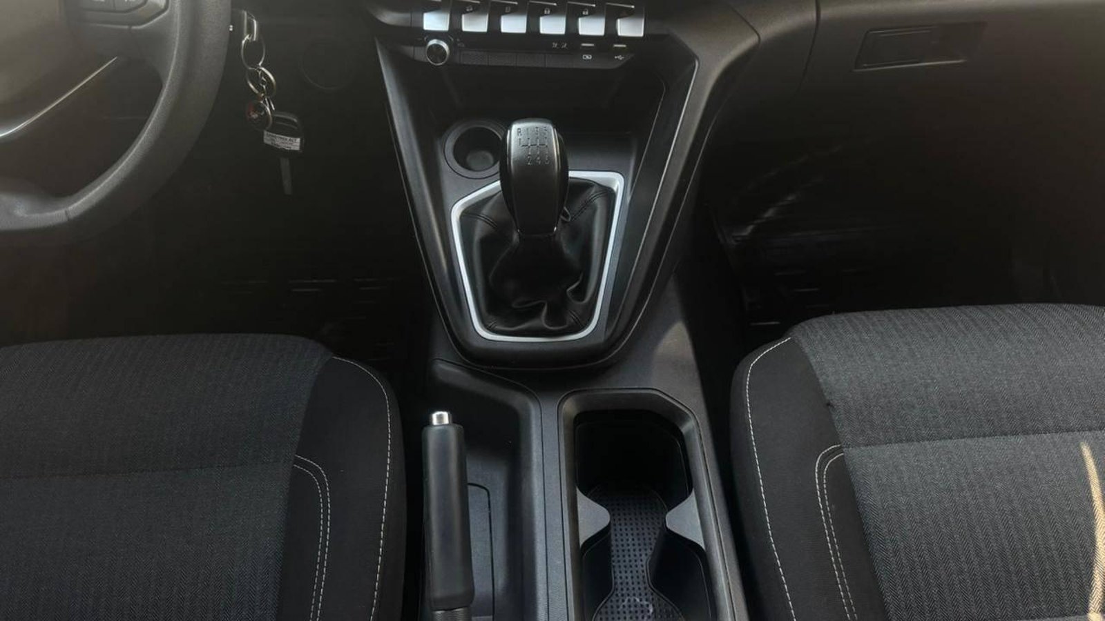PEUGEOT LANDTREK 2024 - Imagen 12 de 20