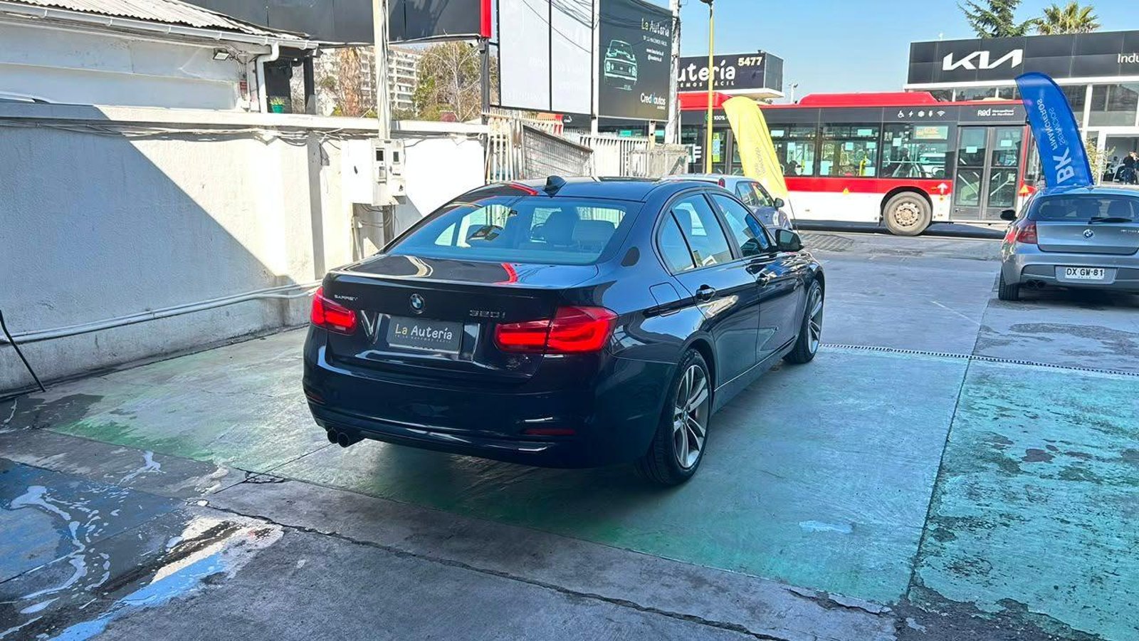 BMW 320I 2016 - Imagen 3 de 20
