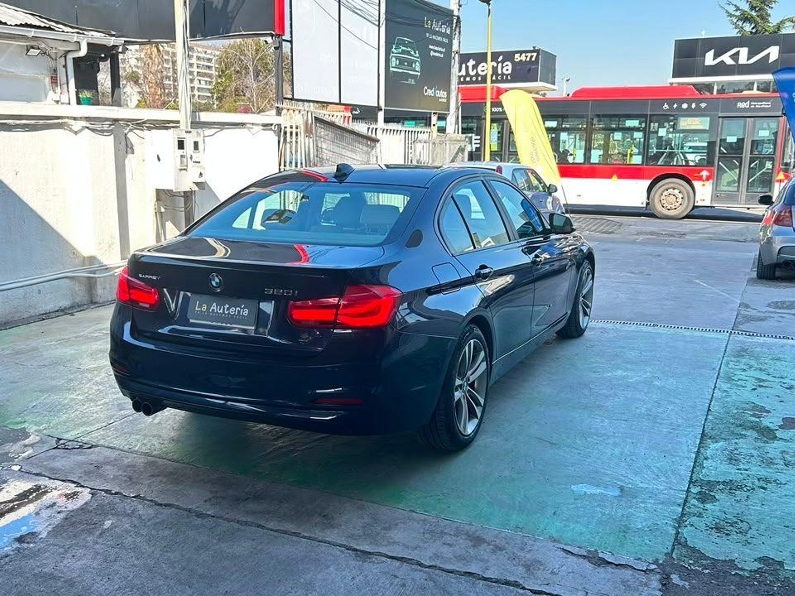BMW 320I 2016 - Foto 3 de 20