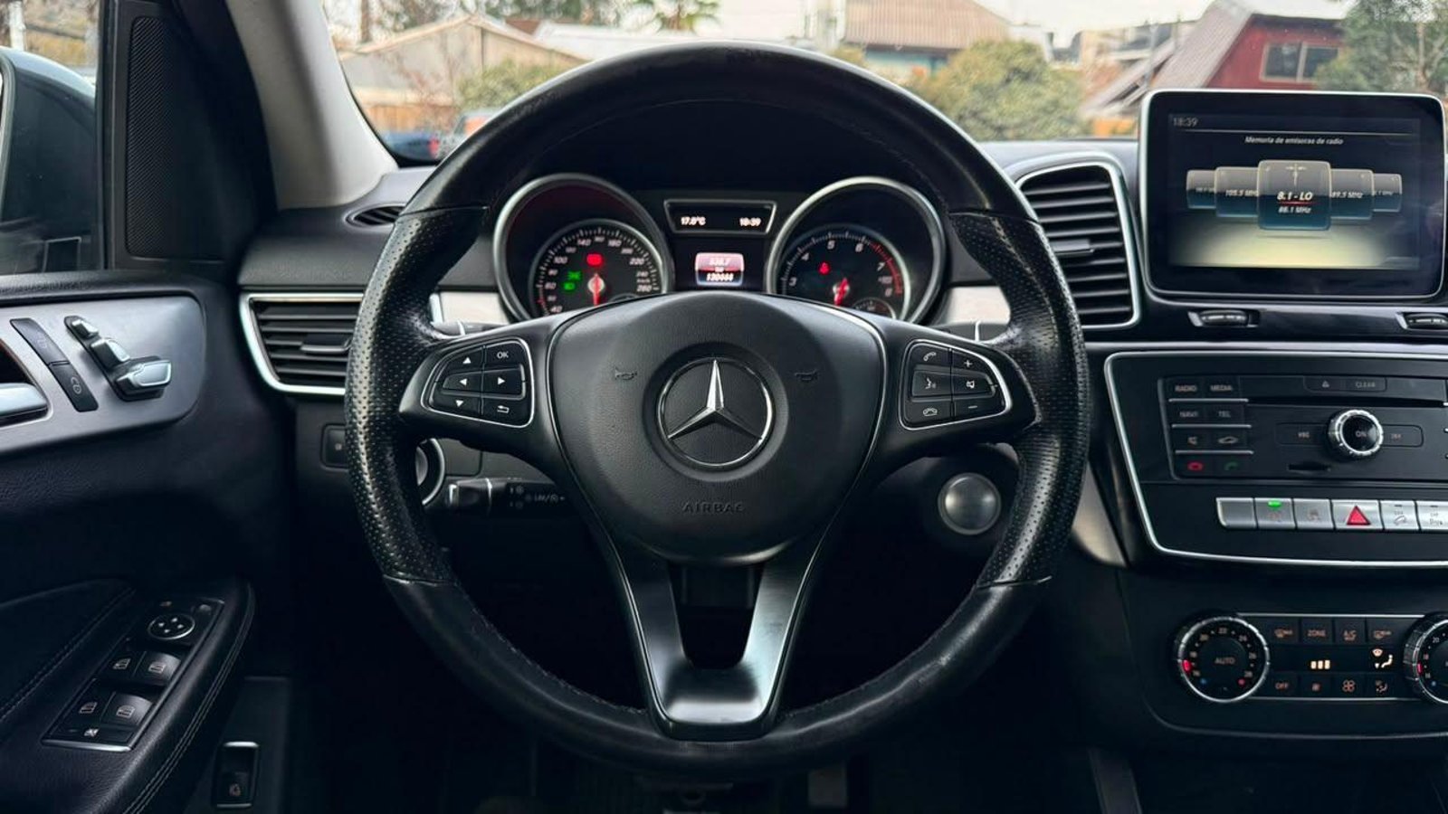 Mercedes-Benz GLE 2016 - Imagen 9 de 20