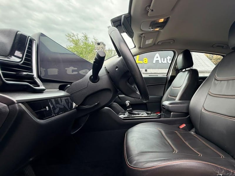 Kia SPORTAGE 2022 - Imagen 6 de 20