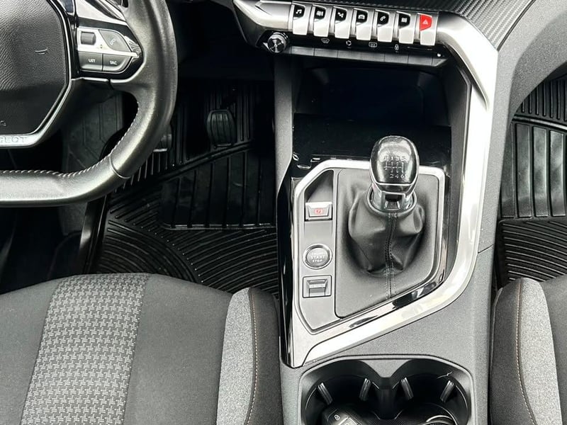 Peugeot 3008 2022 - Imagen 16 de 20