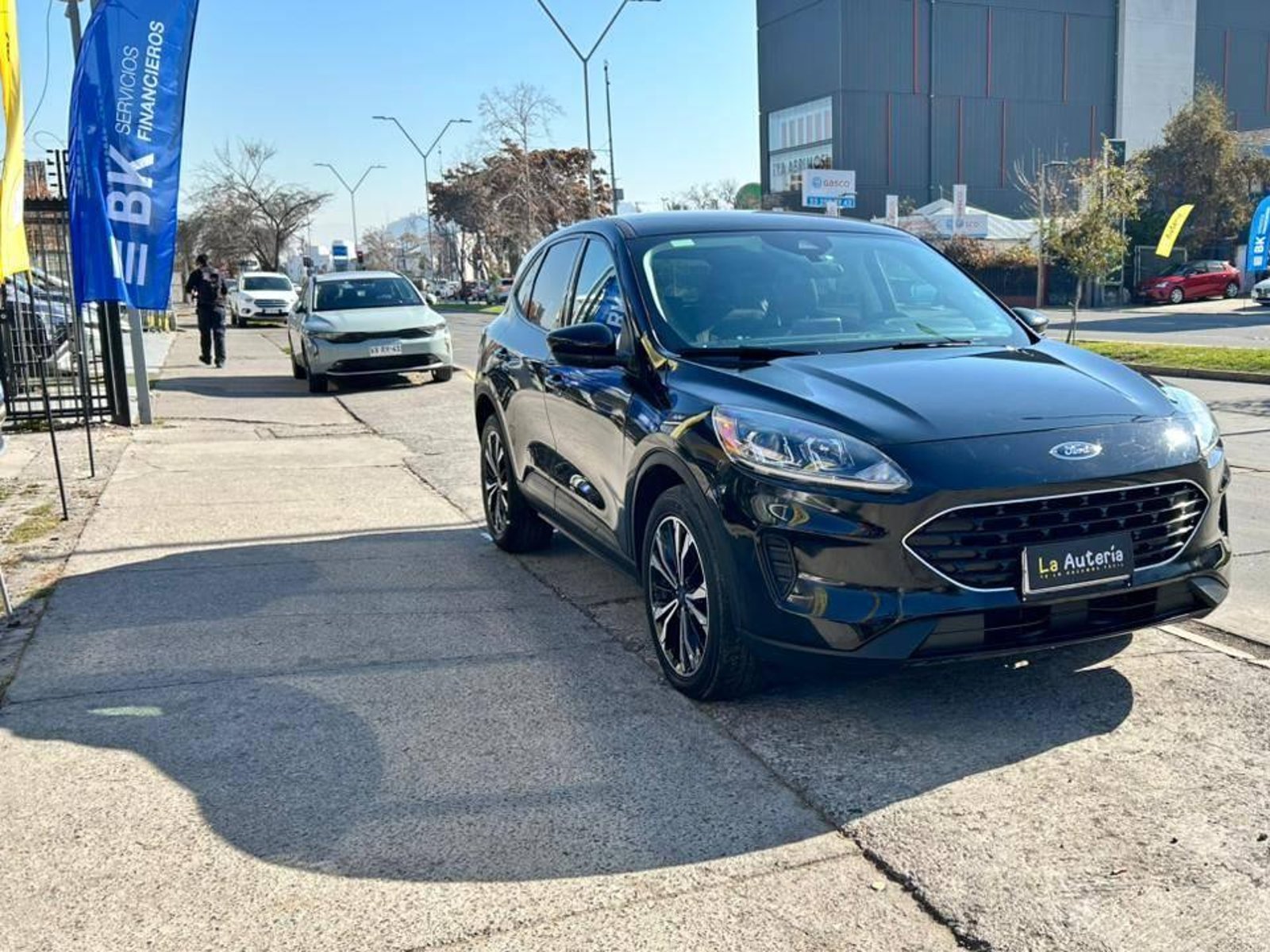 Ford Escape 2023 - Foto 2 de 20