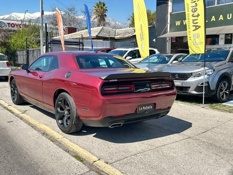 Dodge CHALLENGER 2020 - Imagen 4 de 20