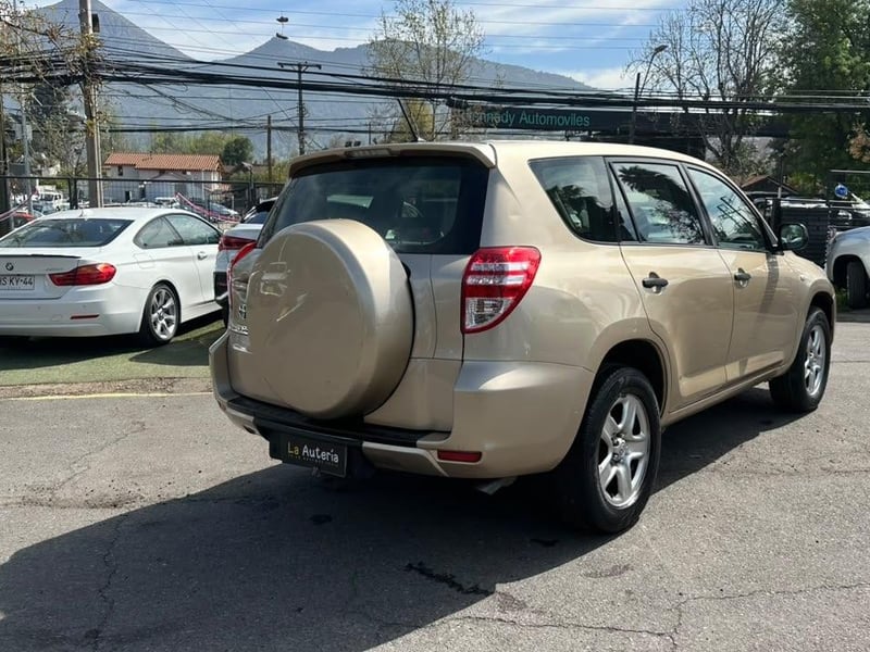 Toyota RAV4 2010 - Imagen 4 de 20