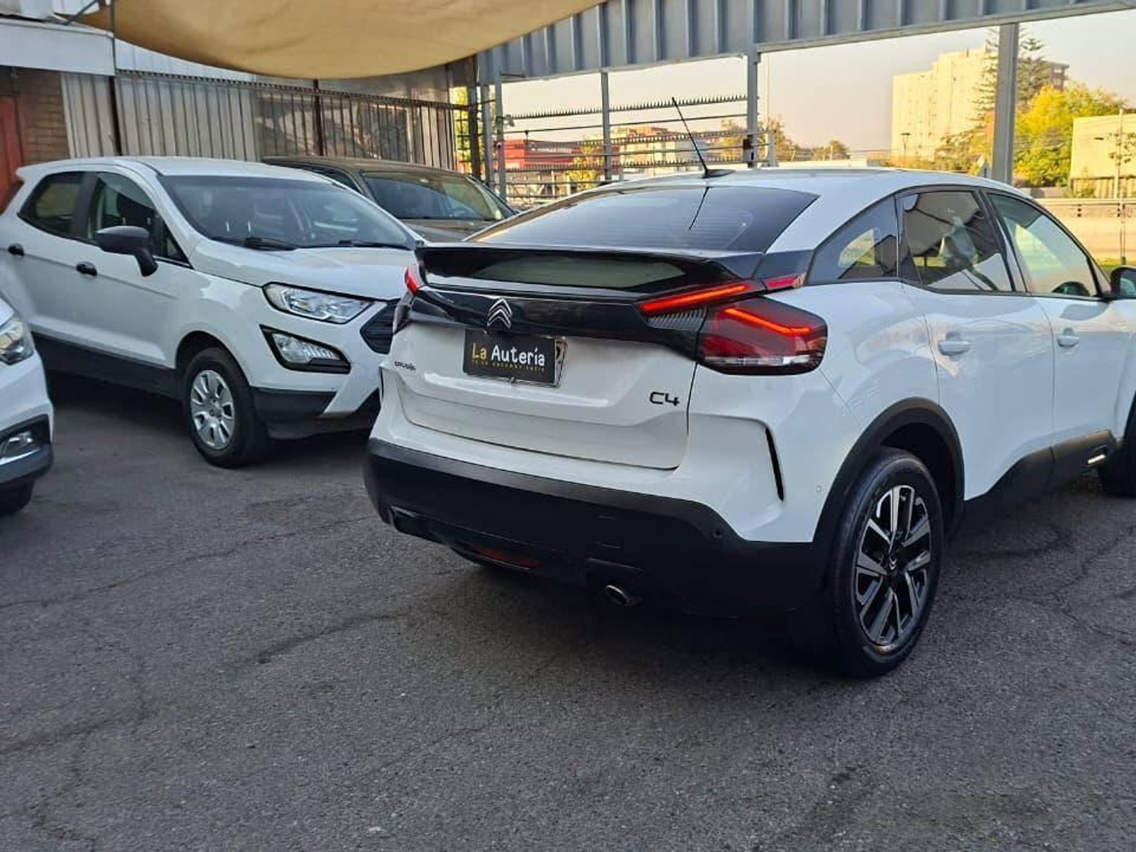 Citroën C4  1.5 AUTO 2023 - Foto 3 de 19