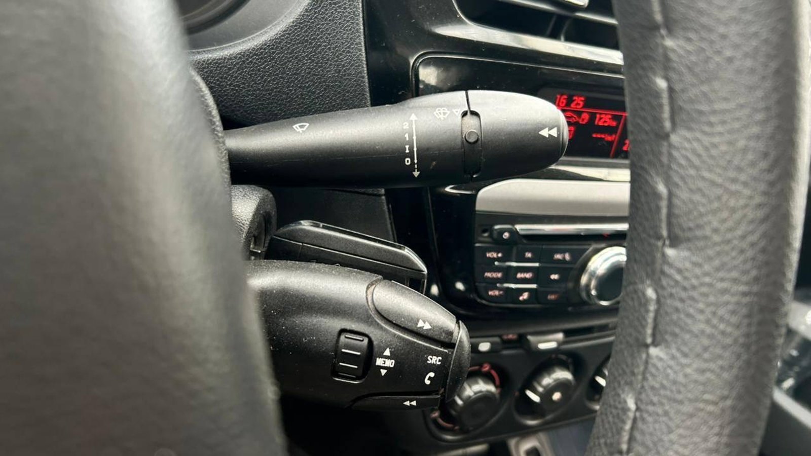 Peugeot 301 VTI 2018 - Imagen 16 de 18