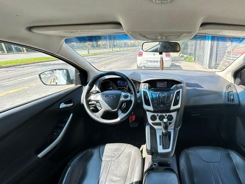 Ford NEW FOCUS 2013 - Imagen 9 de 20