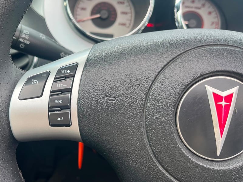 Pontiac SOLSTICE 2.4 2008 - Imagen 5 de 11