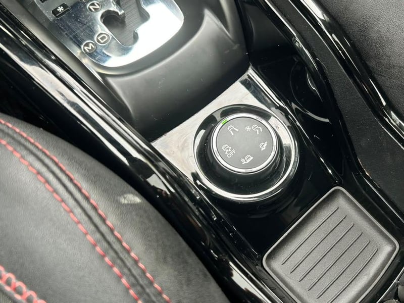 Peugeot 2008 2018 - Imagen 17 de 20