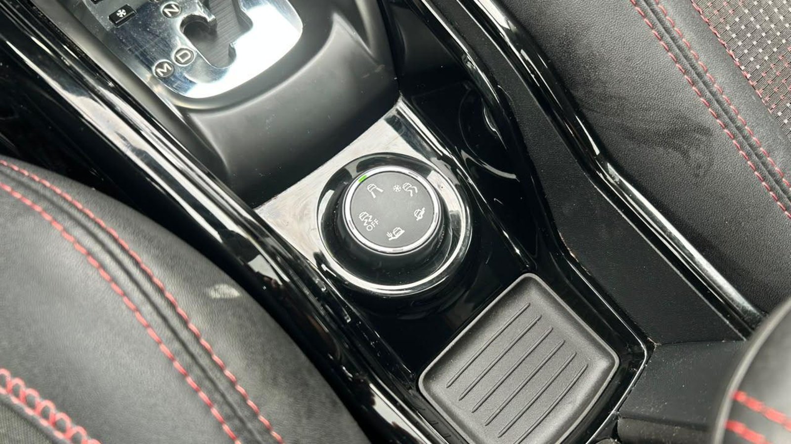 Peugeot 2008 2018 - Imagen 17 de 20