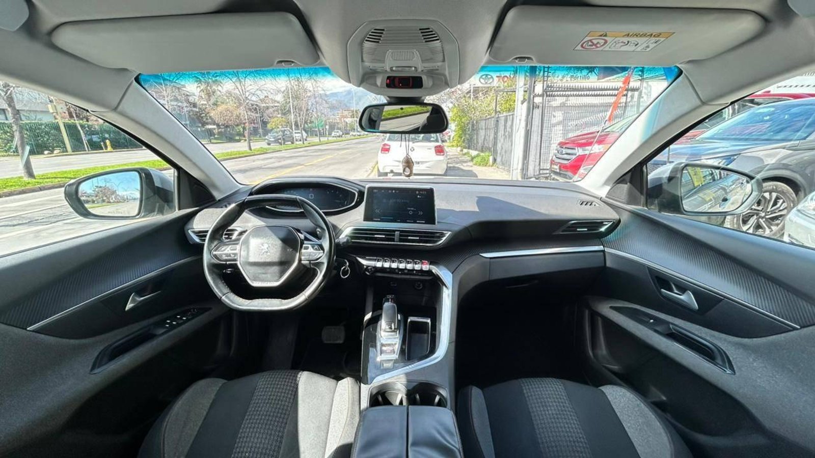 Peugeot 3008 2018 - Imagen 10 de 20
