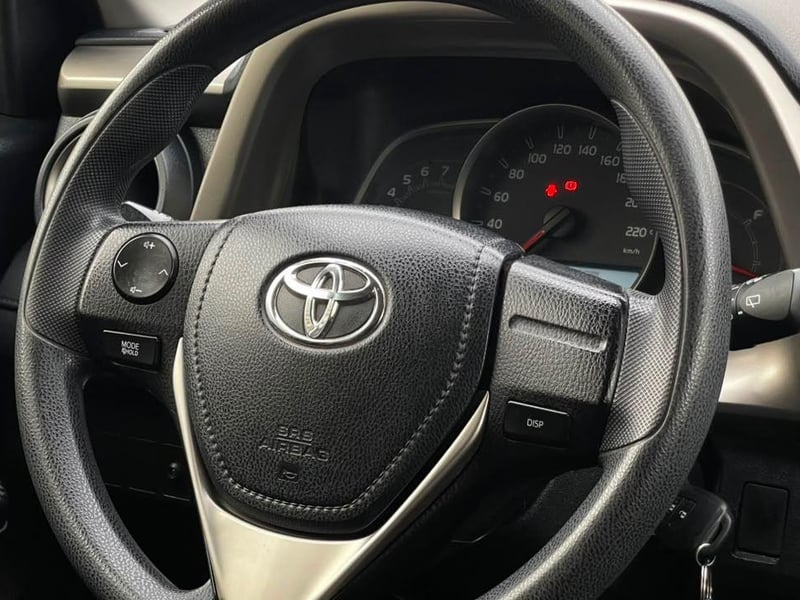 Toyota RAV4 2015 - Imagen 9 de 18
