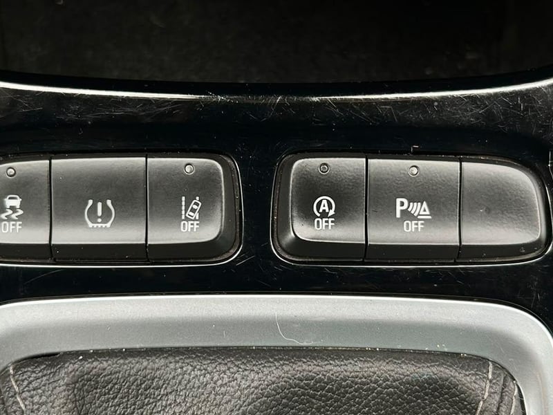 Opel CROSSLAND 2022 - Imagen 14 de 20