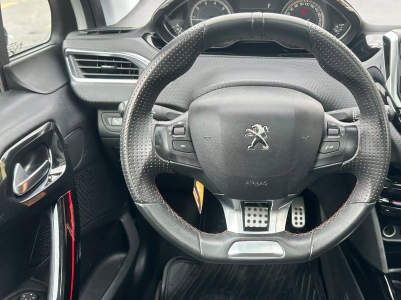 Peugeot 2008 2018 - Imagen 9 de 20