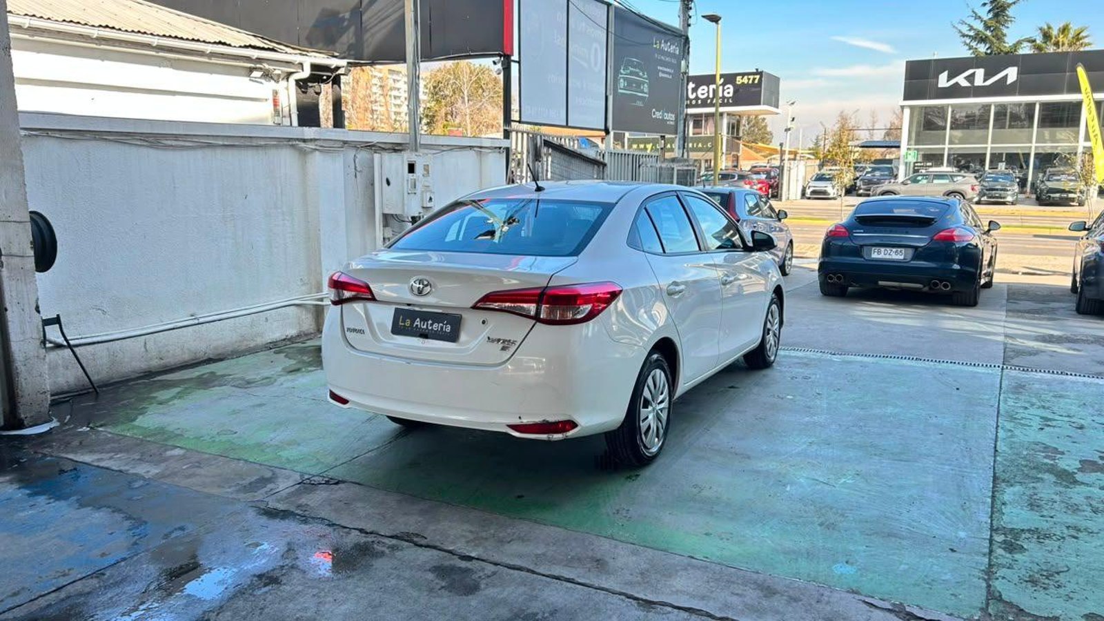 Toyota YARIS 2019 - Imagen 3 de 20