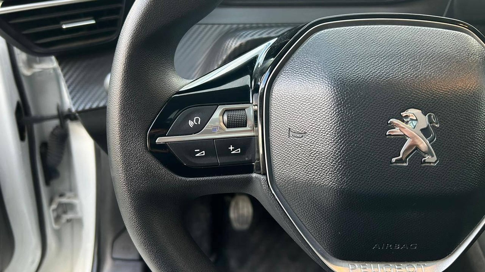 Peugeot 208 2024 - Imagen 15 de 20