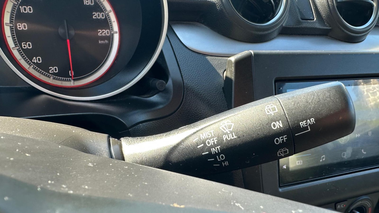 Suzuki SWIFT 2022 - Imagen 14 de 20