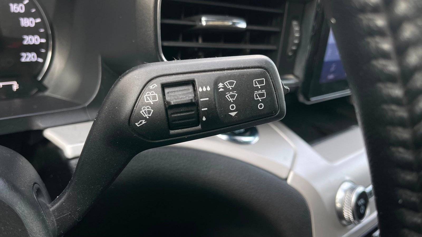 Ford EXPLORER 2024 - Imagen 18 de 18