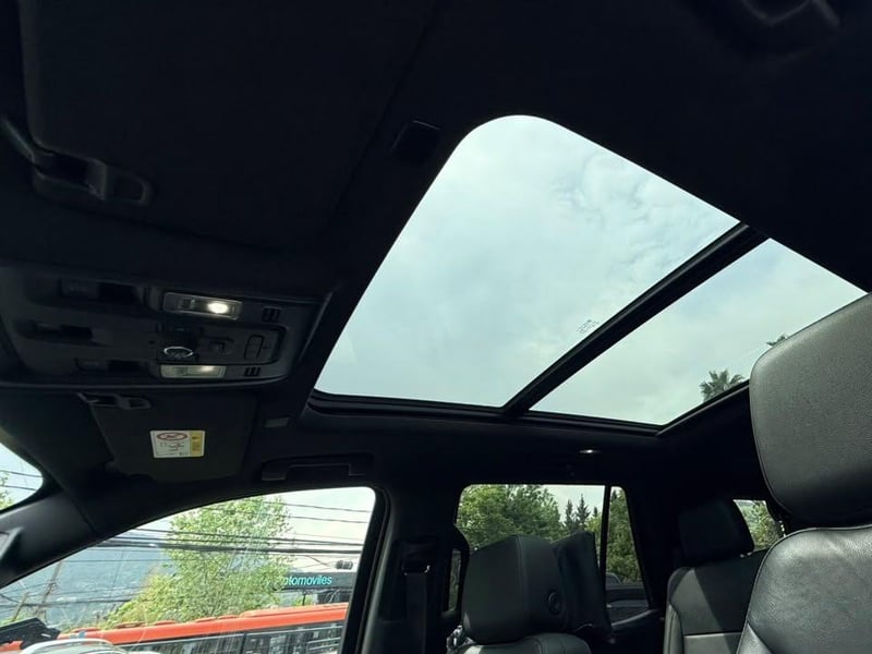 Chevrolet TAHOE 2022 - Imagen 8 de 20