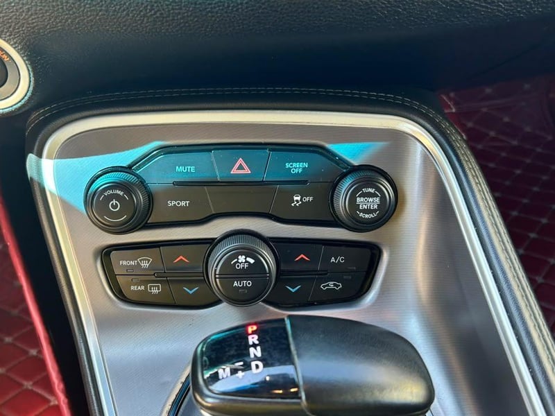 Dodge CHALLENGER 2020 - Imagen 13 de 20