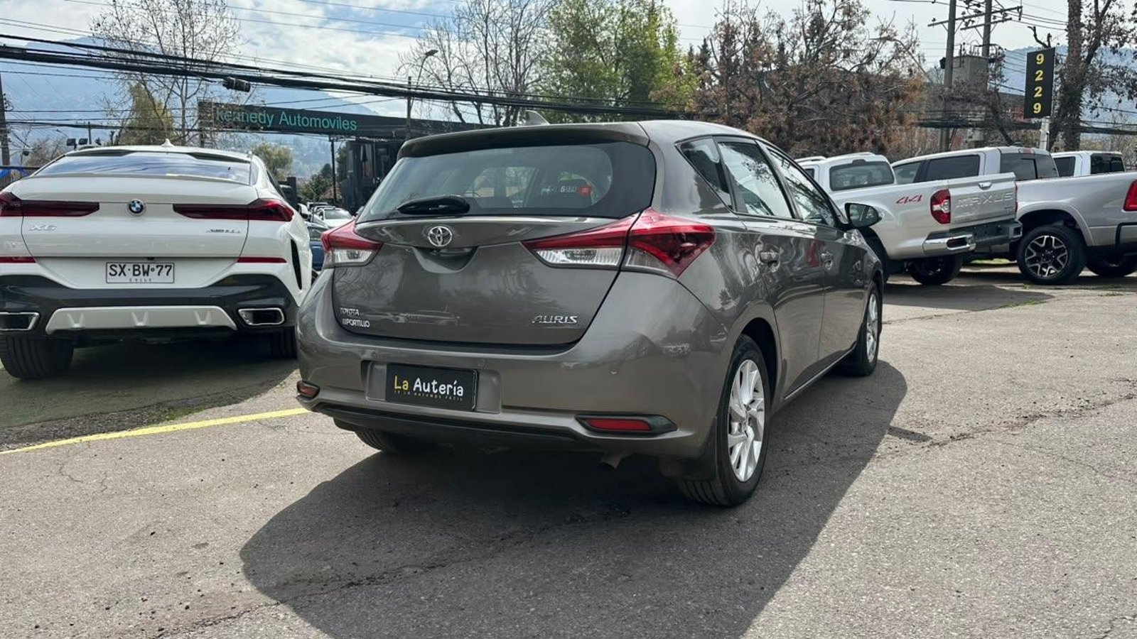 Toyota AURIS HATCH BACK 1.6 AUT 2019 - Imagen 4 de 19