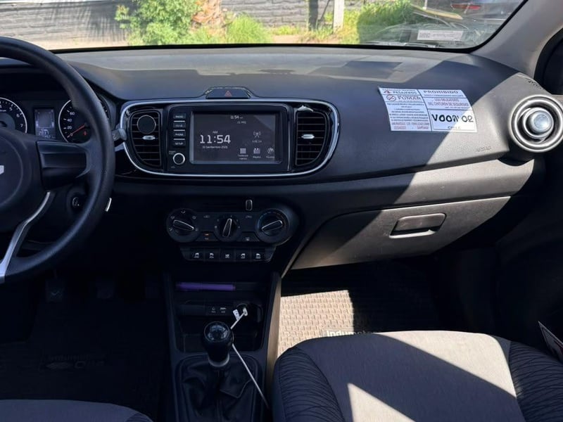 Kia SOLUTO 2025 - Imagen 14 de 18