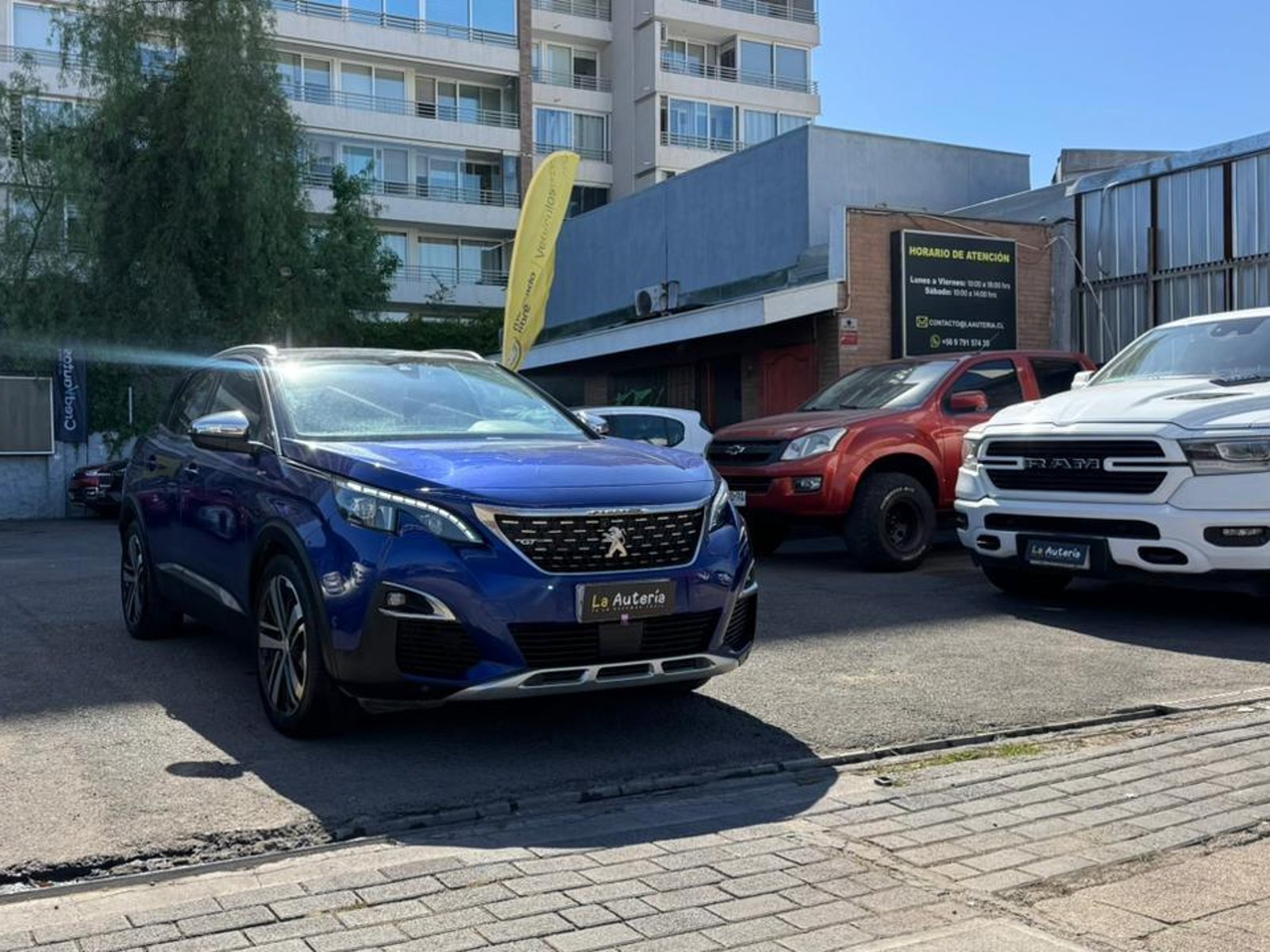 Peugeot 3008 2017 - Foto 2 de 16