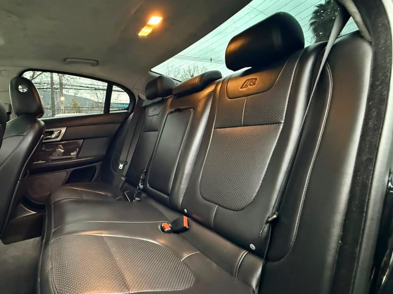 Jaguar XF R 2010 - Imagen 7 de 20