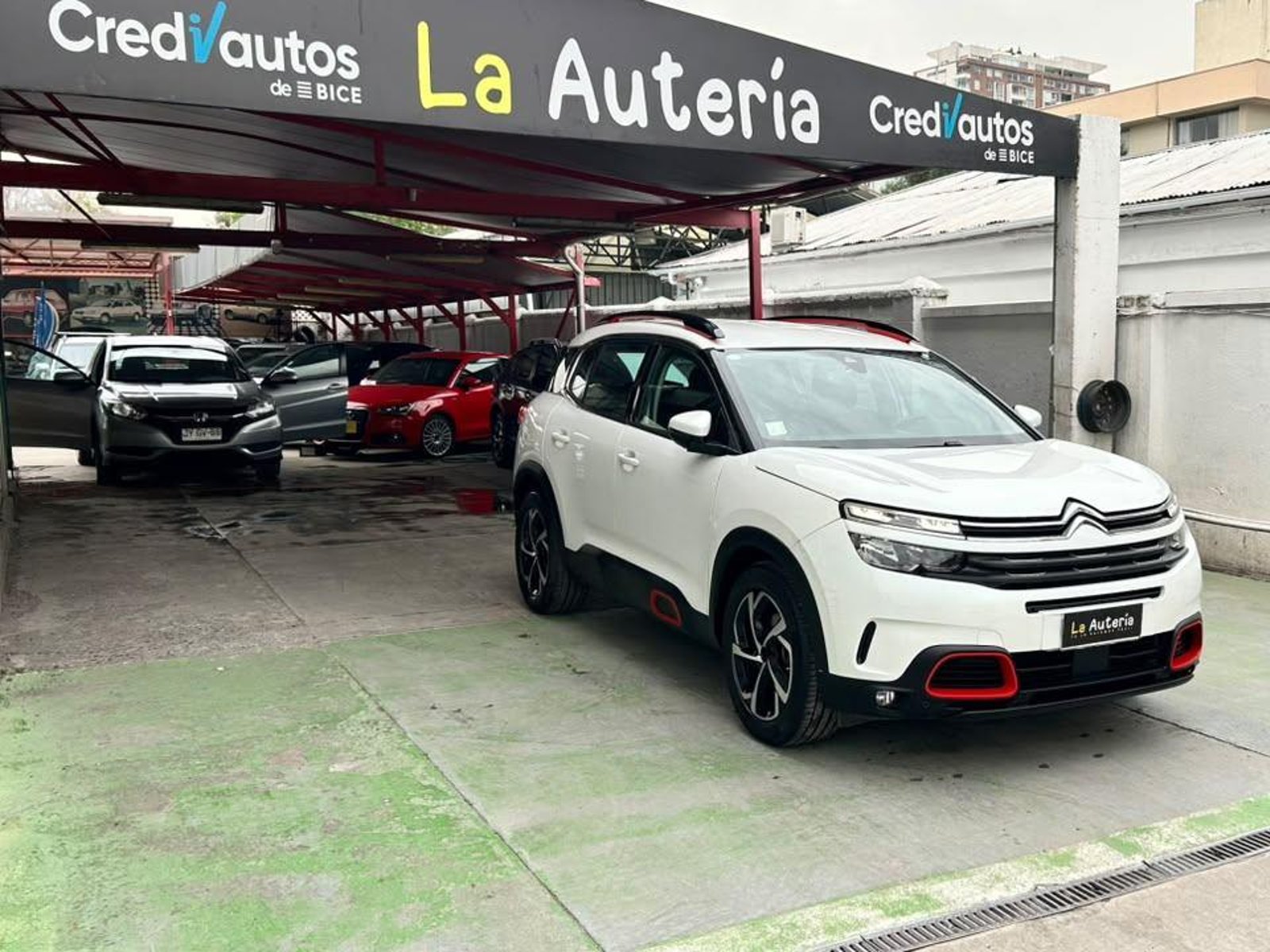 Citroën C5 AIRCROSS 2021 - Foto 2 de 20