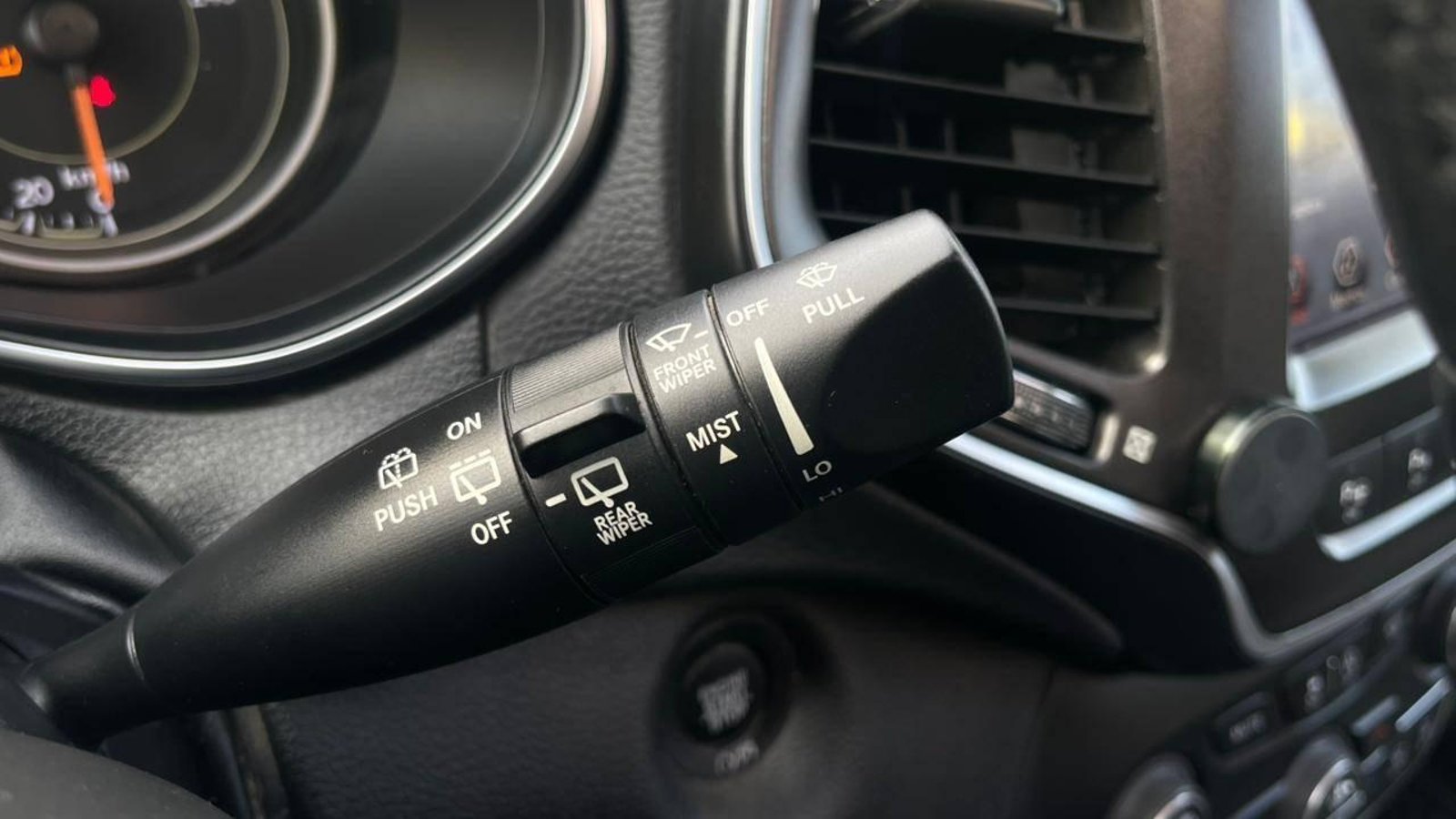 Jeep CHEROKEE TRAILHAWK 4X4 3.2 AUT 2019 - Imagen 18 de 18