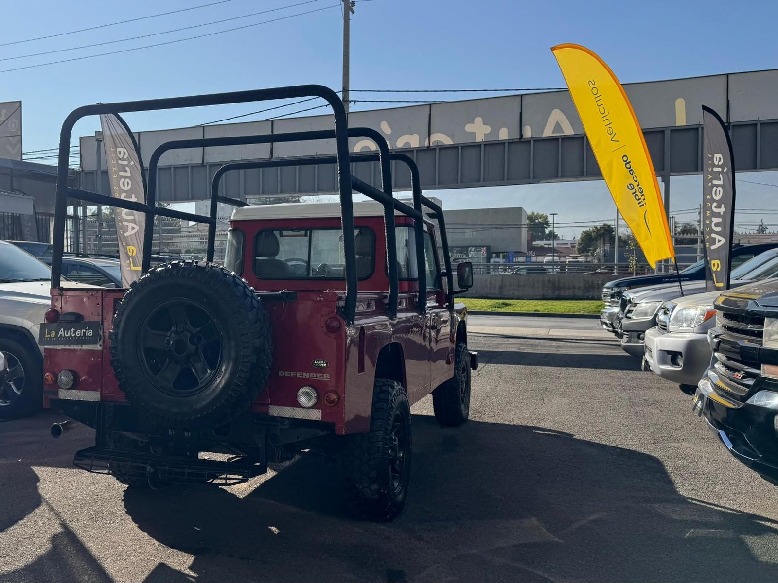 Land Rover DEFENDER 110 2014 - Foto 4 de 16