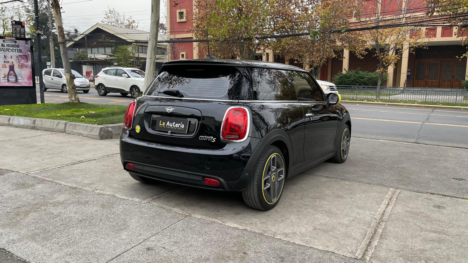 MINI Cooper 2022 - Imagen 3 de 20