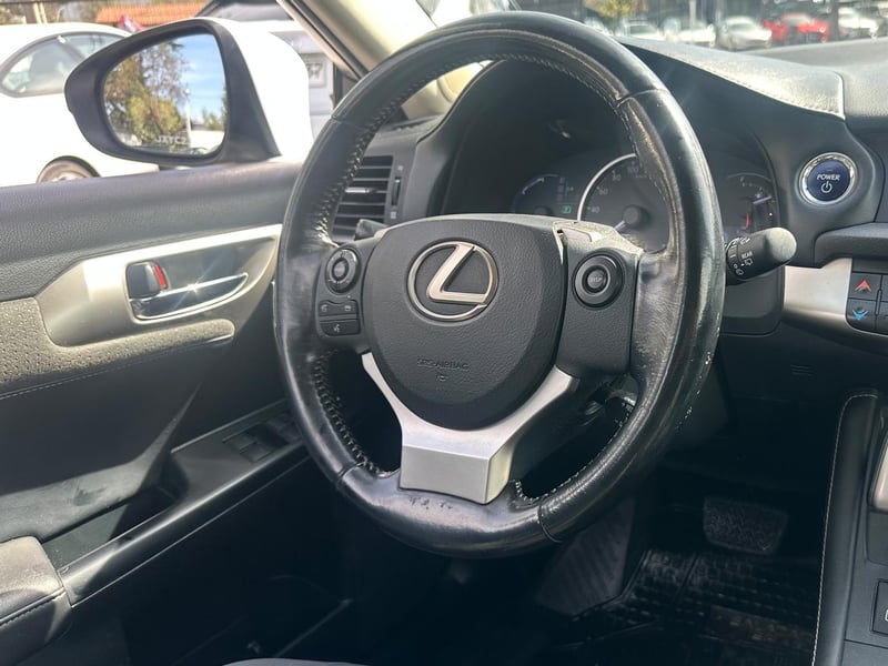 Lexus CT200H 2018 - Imagen 14 de 20