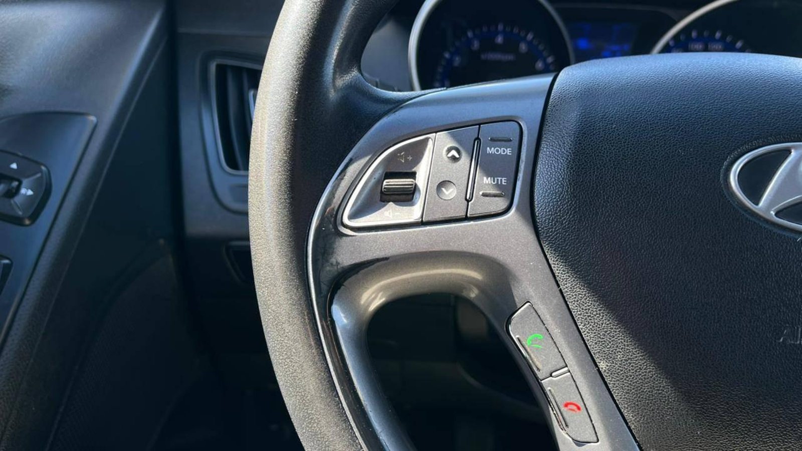 Hyundai TUCSON 2016 - Imagen 12 de 17