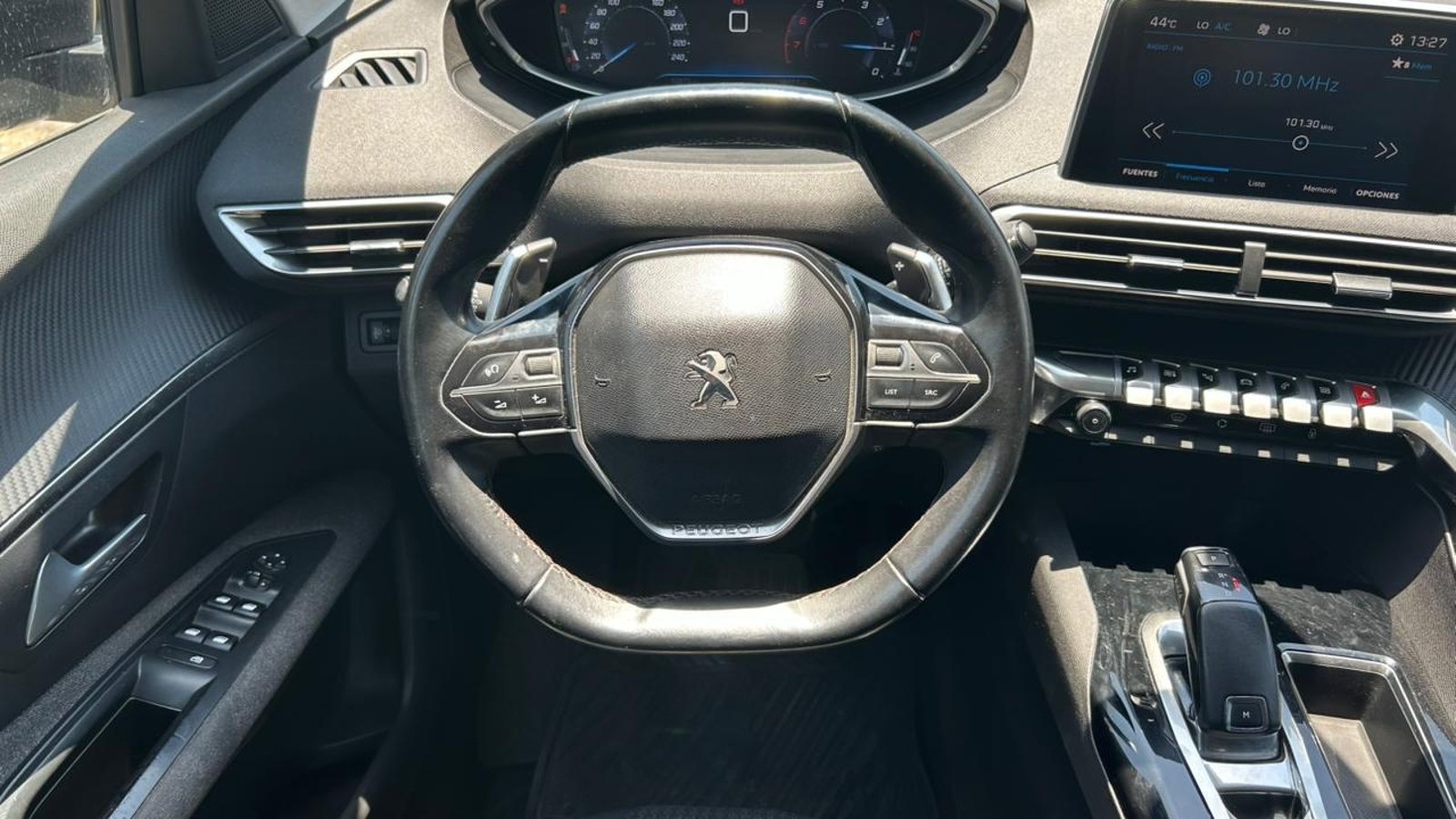 Peugeot 3008 2018 - Imagen 9 de 20