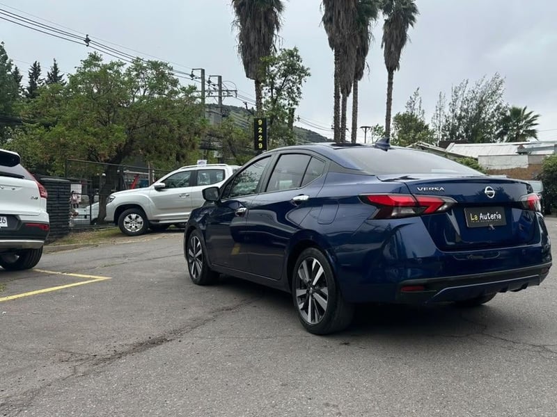 Nissan VERSA 2021 - Imagen 4 de 20