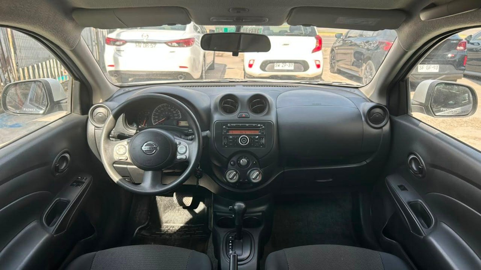 Nissan Versa 2013 - Imagen 9 de 20