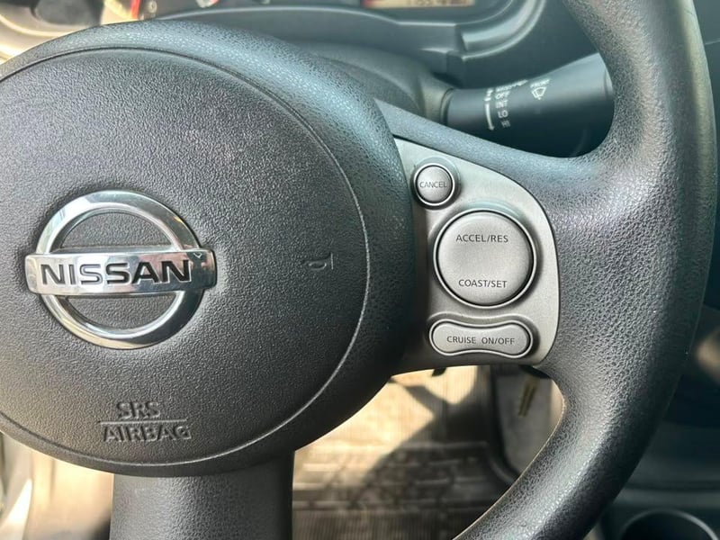 Nissan VERSA SENSE AUT 2013 - Imagen 16 de 20