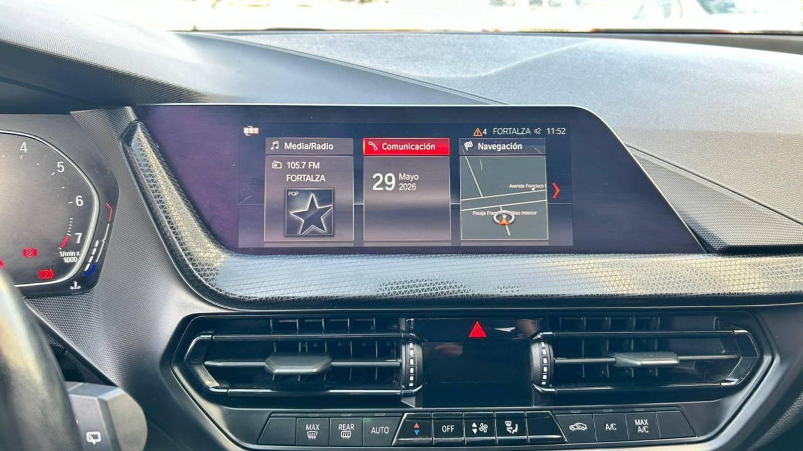 BMW 118i 2020 - Imagen 10 de 20