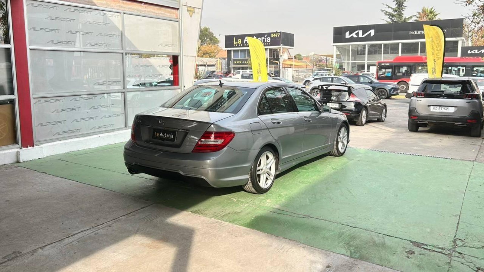 Mercedes Benz C250 2014 - Imagen 3 de 20