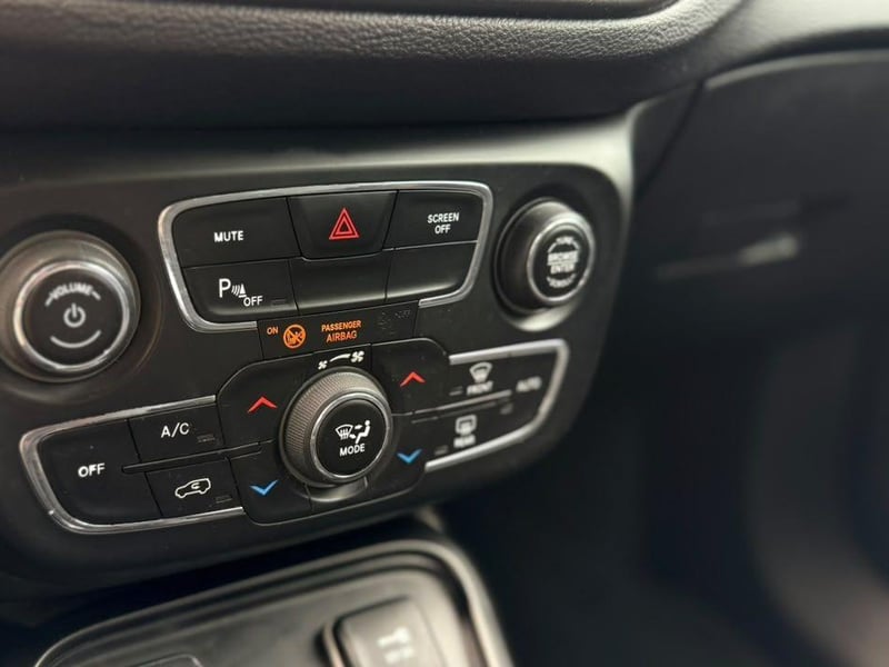Jeep COMPASS 2018 - Imagen 13 de 20
