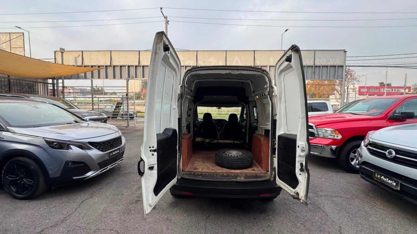 RAM VAN 1000 CARGO XL 1.6 2019 - Imagen 11 de 15