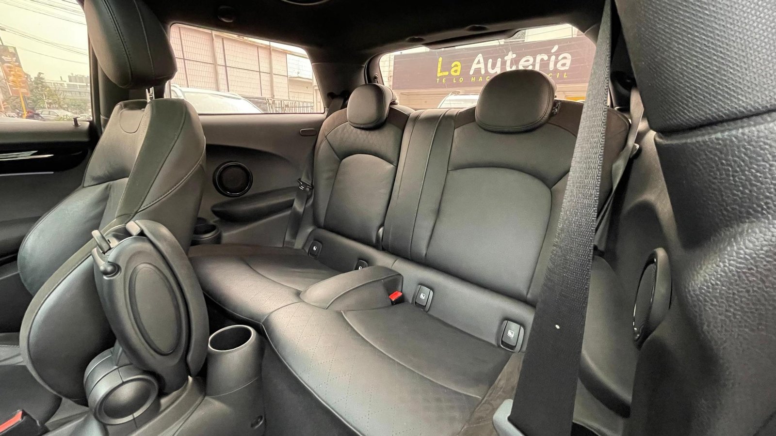 MINI Cooper 2022 - Imagen 7 de 20