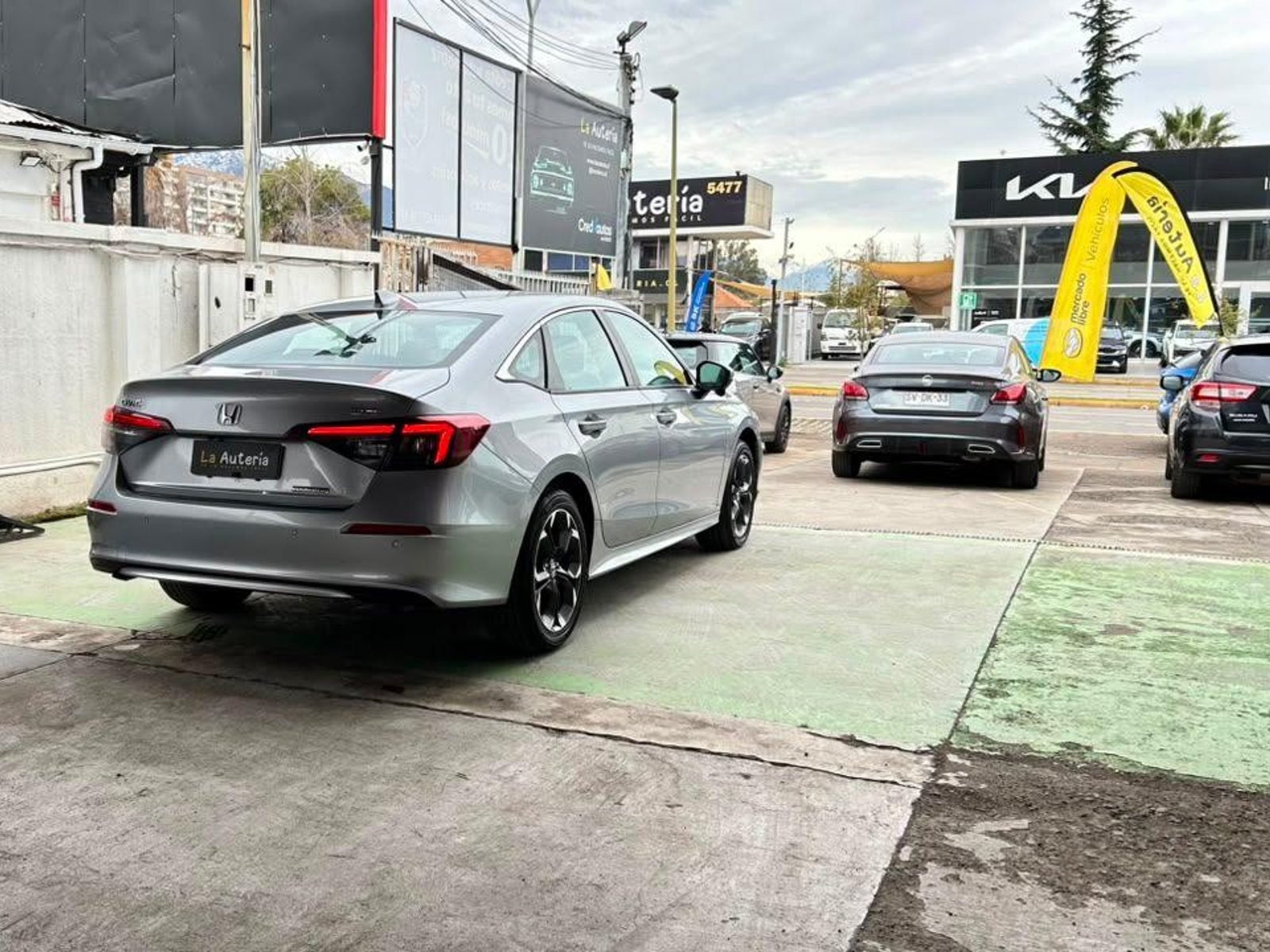 Honda Civic 2025 - Foto 3 de 20