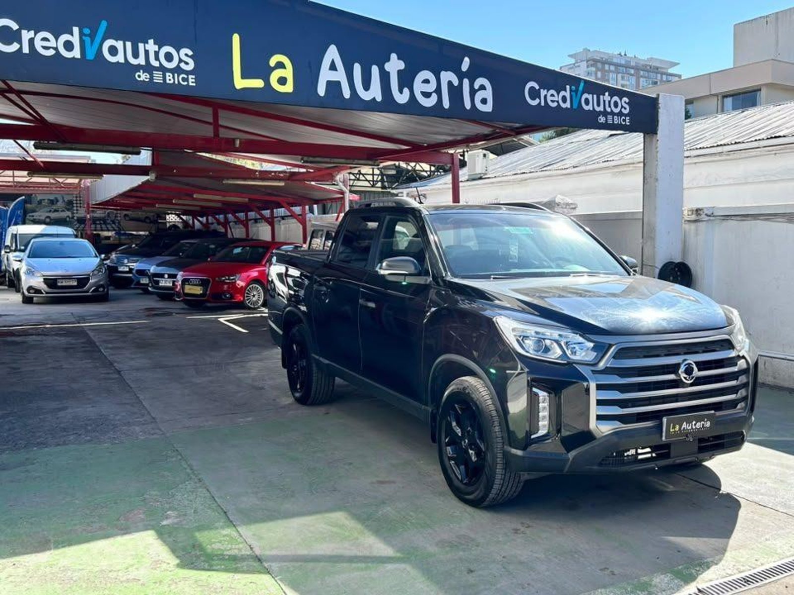 SsangYong GRAND MUSSO 2022 - Foto 2 de 20